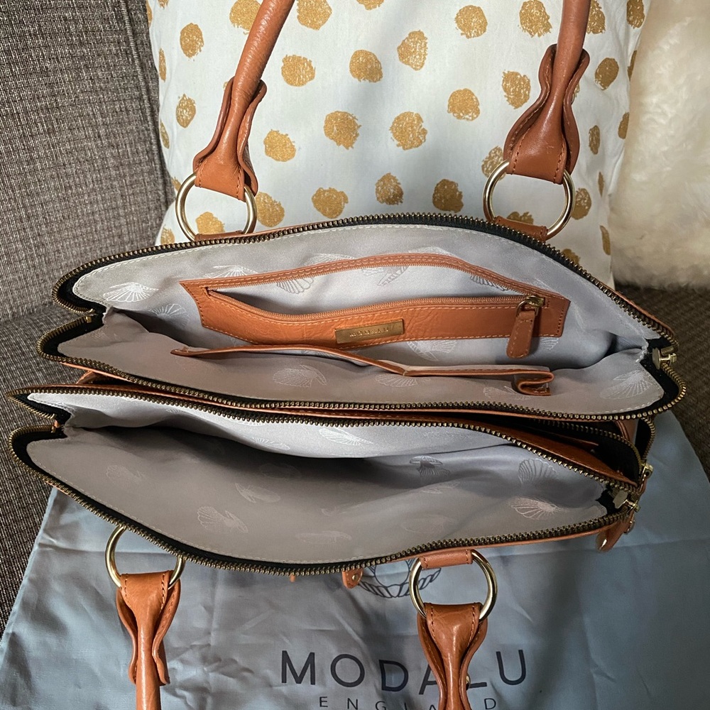 Modalities Pippa Bag - Picture 6 of 9